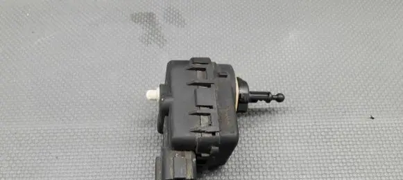 Nissan Serena Headlight level adjustment motor 