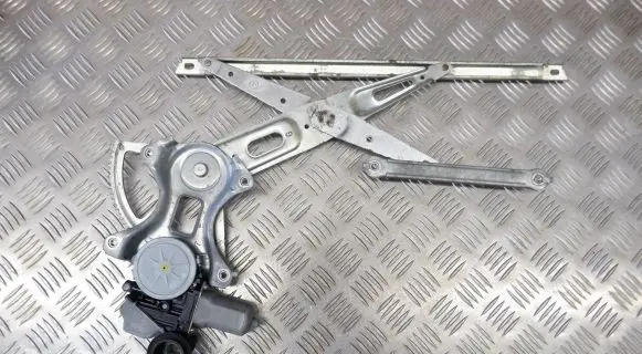 Lexus GS 250 350 300H 450H Front door window regulator with motor 8572030360
