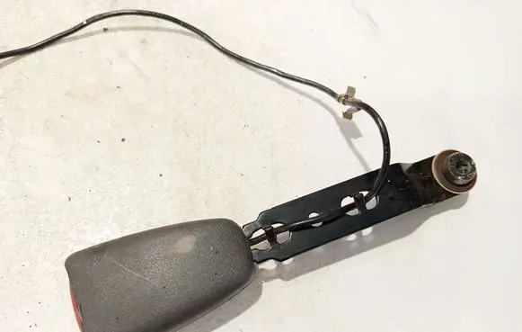 Volvo S60 Front seatbelt buckle