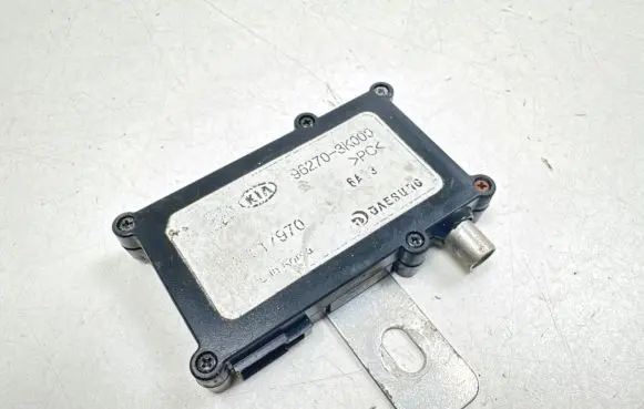 Hyundai Sonata Aerial antenna amplifier 962703K000 DAEEU76