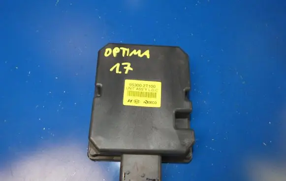 KIA Optima Central body control module 95300-2T100