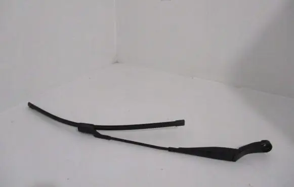 Peugeot 308 Front wiper blade arm 9677256280