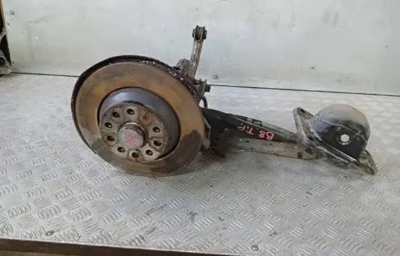 Volkswagen PASSAT B8 Stub axle JJ89