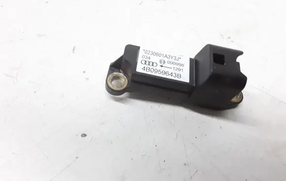 Audi A6 S6 C5 4B Airbag deployment crash/impact sensor 4B0959643B