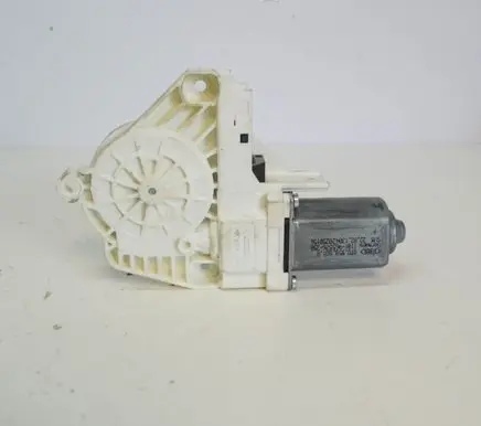 Audi A5 Sportback 8TA Front door window regulator motor 8T0959801B