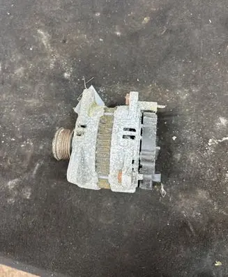 Volkswagen PASSAT CC Generator/alternator 03G903023
