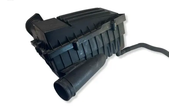 Volkswagen Golf VI Air filter box 1K0183B