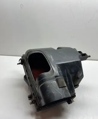 Infiniti FX Air filter box 