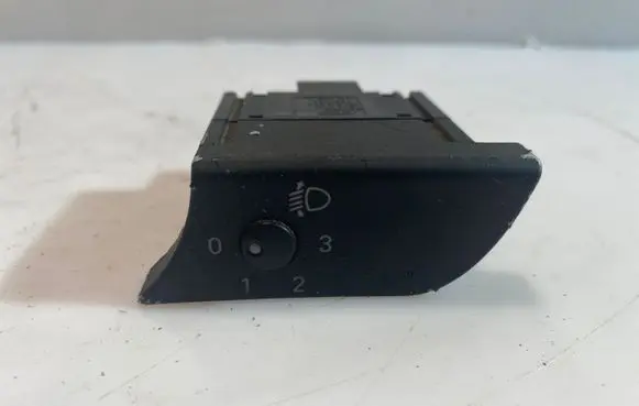 Audi A4 S4 B6 8E 8H Headlight level height control switch 8E1919094