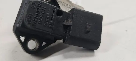 Volkswagen PASSAT B5 Air pressure sensor 038906051