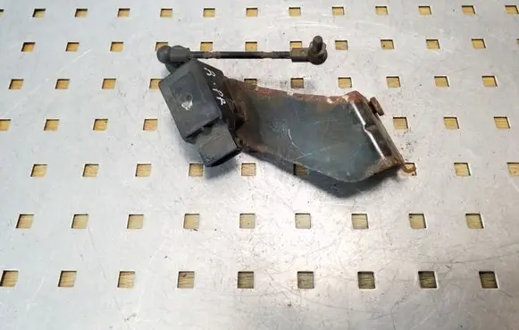 Headlight/headlamp level sensor