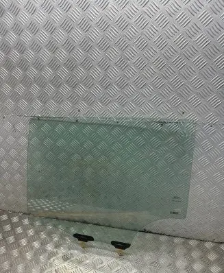 KIA Sportage Rear door window glass