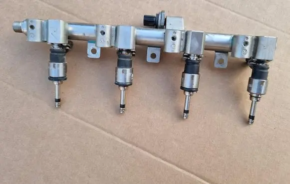KIA Ceed Fuel main line pipe 3530008200 ITA