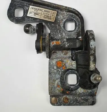 Volvo C70 Convertible roof lock/latch 9466603