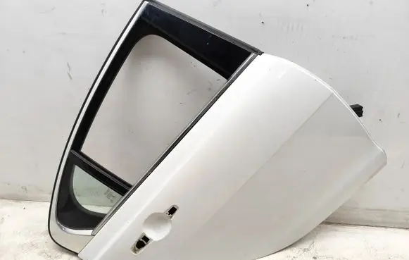 Jaguar XE Rear door