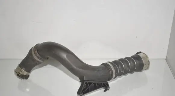 BMW 2 F46 Intercooler hose/pipe 8616211 13718616211 8655836