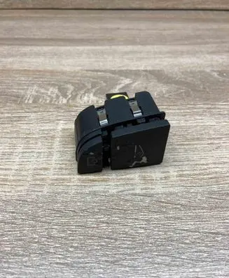 Audi A6 S6 C6 4F Glove box opening button 4F1927227A