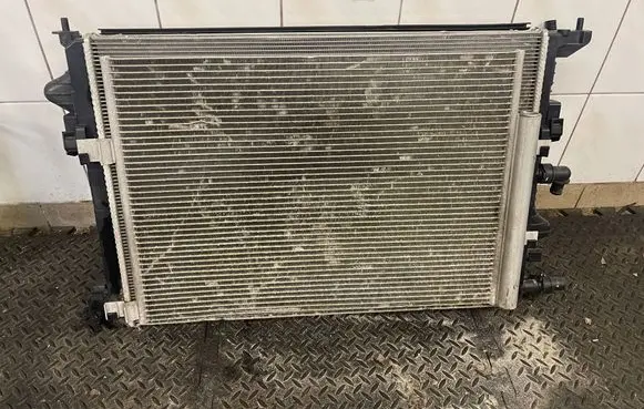 Nissan Qashqai Radiator set 