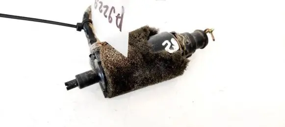 Audi A4 S4 B5 8D Windscreen/windshield washer pump 4A0955651