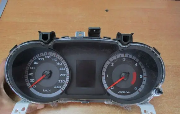 Peugeot 4007 Speedometer (instrument cluster) 8100A485A