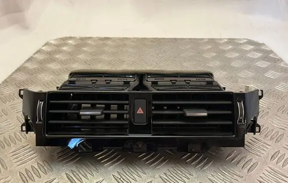 Land Rover Discovery 5 Dash center air vent grill 09846002
