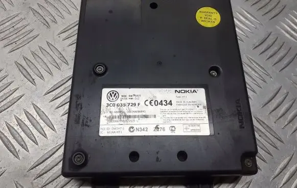 Volkswagen PASSAT B6 Bluetooth control unit module 3C0035729
