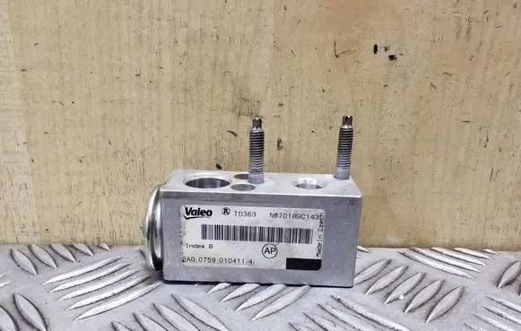 Peugeot 508 Air conditioning (A/C) expansion valve 670187T 52361690