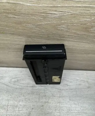 Audi A3 S3 8P Dashboard storage box/compartment 8P0941561