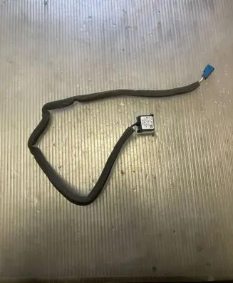 Nissan Qashqai Aerial GPS antenna 25975BB50A P32LM8314 R169061