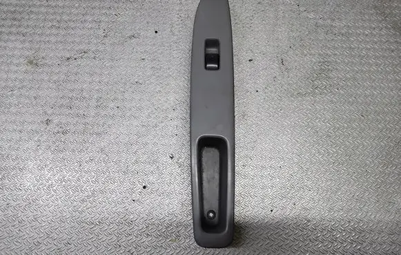 Toyota Avensis Verso Electric window control switch 7423144190