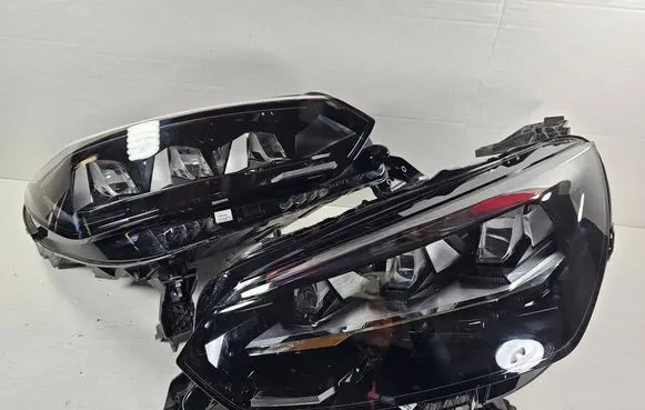Peugeot 2008 II Headlights/headlamps set 9850598580