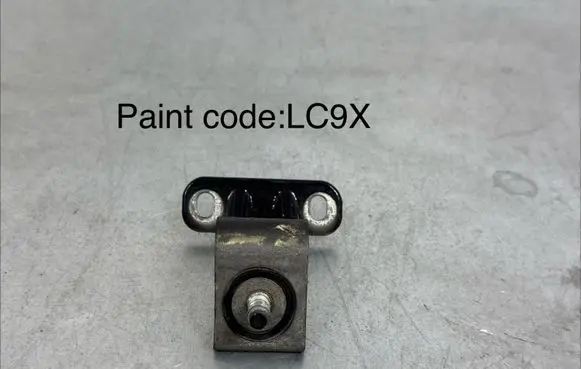Volkswagen Touareg III Tailgate/trunk/boot hinge 8V3827299C