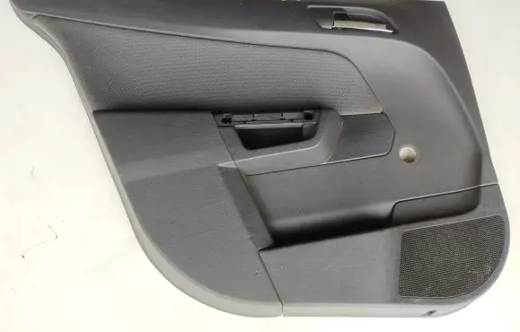 Opel Astra H Rear door card panel trim 13167260 93633
