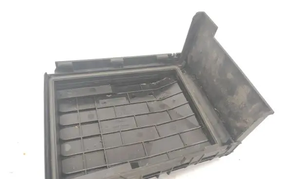 Volkswagen Caddy Fuse box cover 1K0937132F 014189871