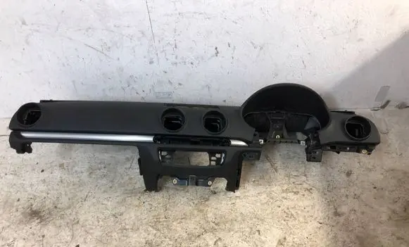 Audi A3 S3 8V Dashboard A3-8V-KONSOLA