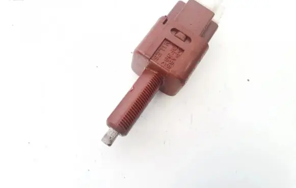 Nissan Qashqai Brake pedal sensor switch