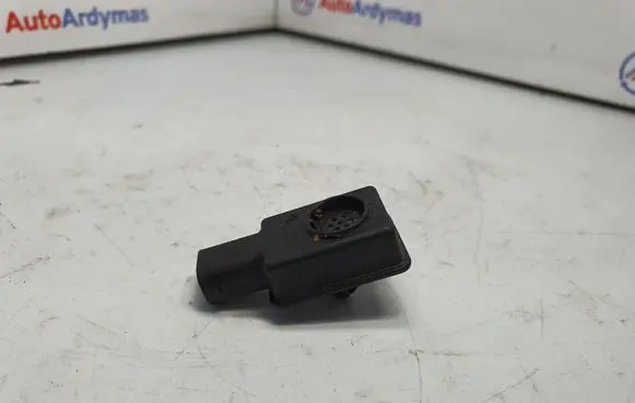 BMW X4 F26 AUC sensor 9305877 64119305877 9350423