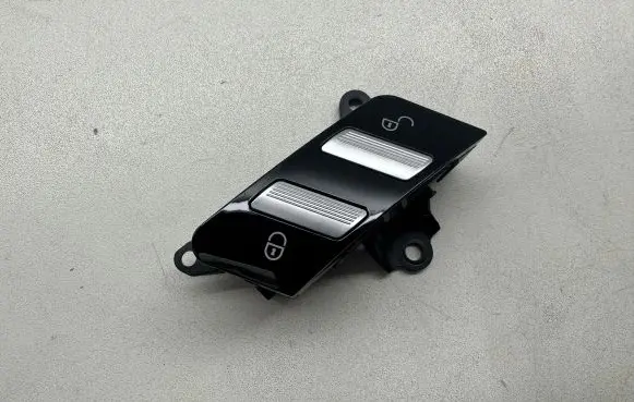 Mercedes-Benz S W221 Central locking switch button A2218211210 STV81174 033710101
