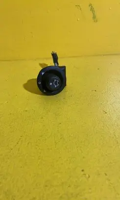 Ford Fiesta Wing mirror switch 93BG17B676BB