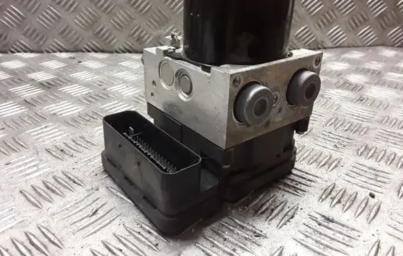Volvo XC60 ABS Pump 8G9N2C405AC P30681619 10021201824