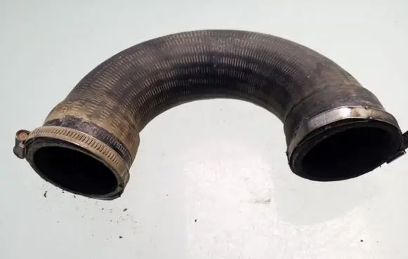 Opel Signum Intercooler hose/pipe 55352567