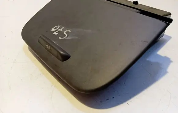 Volvo S70 V70 V70 XC Car ashtray 9158408 6795