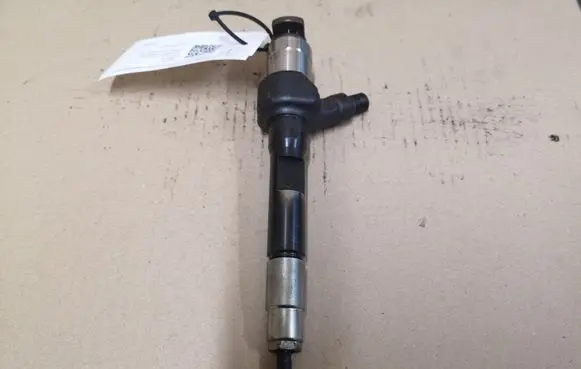 Mazda 6 Fuel injector R2AA 13H50