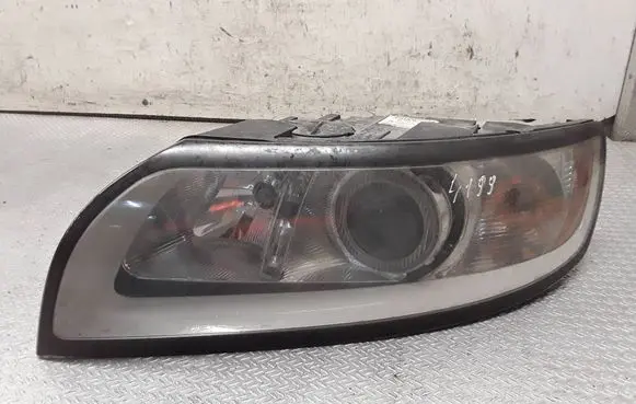Volvo V50 Headlight/headlamp 31265694 0301237201