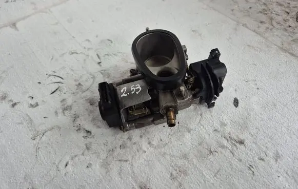 Audi A6 S6 C4 4A Throttle valve 078133154