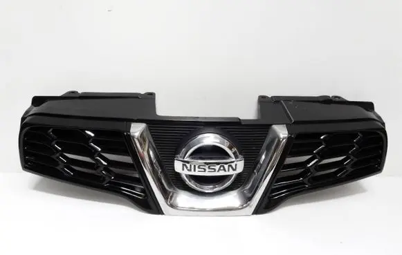 Nissan Qashqai Front grill