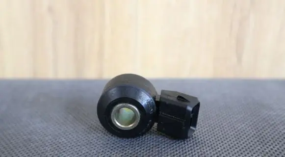 Mercedes-Benz SLK R171 Detonation knock sensor 0041534628 A0041534628