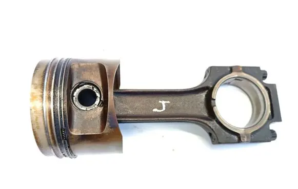 BMW 3 E30 Piston with connecting rod 1717085