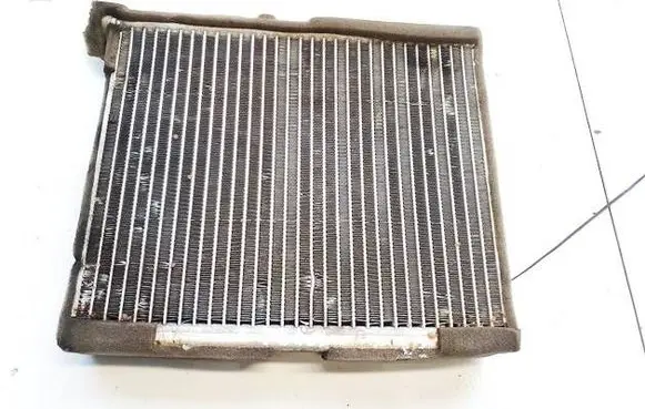 A/C cooling radiator (condenser)