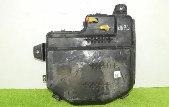 Ford Ranger IV AdBlue liquid reservoir MB3Q-5J228-CC 044404006C PU5A-5L279-AB